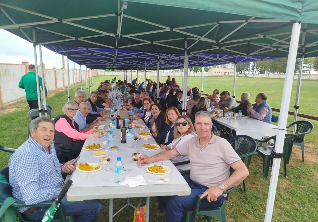 Instante de la festividad / LOURDES MATARRANZ