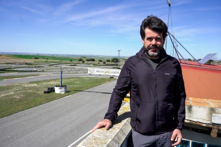 Javier Díez Gil, el empresario aventurero que ideó el circuito en un entorno muy rural segoviano. /Héctor Criado