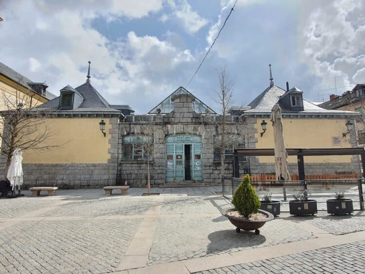 Mercado municipal de abastos / AYTO. REAL SITIO DE SAN ILDEFONSO