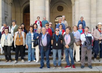 Grupo de participantes en la excursión / LOURDES MATARRANZ