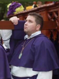 Costaleros y nazarenos, una devoción que no entiende de edades 3 pedro