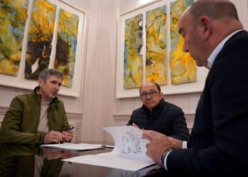 Miguel Ángel de Vicente, en la reunión mantenida con los representantes de Procose.  / Diputación