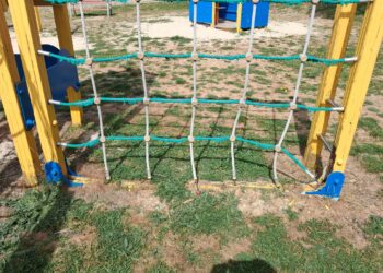 Estado del parque infantil de Prado Valle / PSOE DE SAN CRISTÓBAL