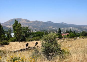Desde Los Ángeles de San Rafael se puede ver la Sierra de Guadarrama.