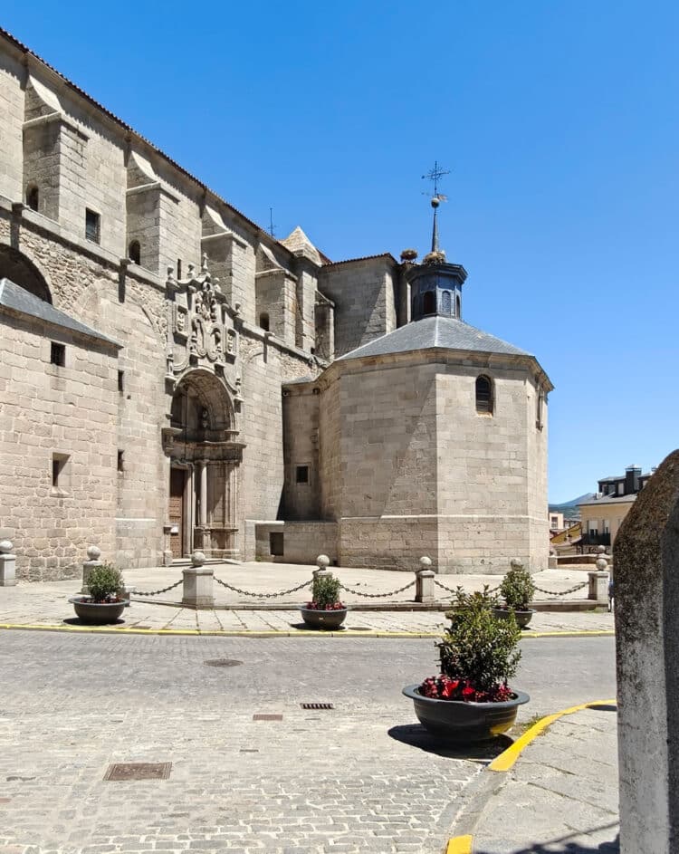 Iglesia de San Eutropio.