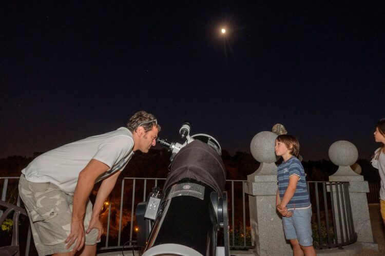 Un taller de astronomía en la provincia. /KAMARERO
