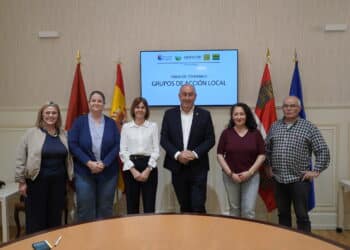 Firma de los convenios de colaboración con los GAL / DIPUTACIÓN