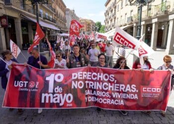 Cabecera de la manifestación de este 1 de mayo en Segovia.. / Héctor Criado