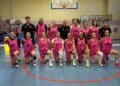 La plantilla del equipo segoviano antes de la Fase Final celebrada en el pabellón Emperador Teodosio./HÉCTOR CRIADO
