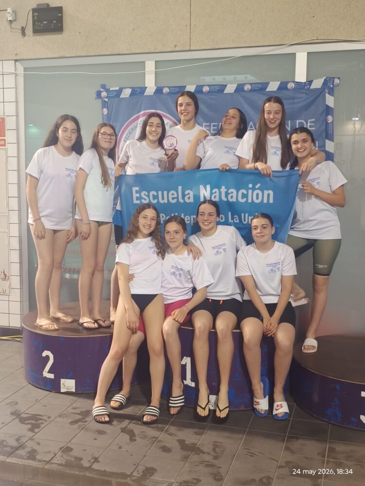 Delegación del club segoviano en la cita en Valladolid./CASINO DE LA UNIÓN