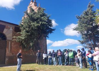 Participantes en la primera visita. /AYUNTAMIENTO FRESNO DE CANTESPINO