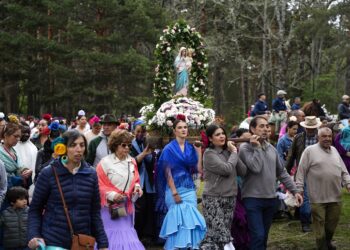 Los bellos paisajes de los montes de Valsaín se llenaron de la alegría flamenca. /MARIO ANTÓN LOBO