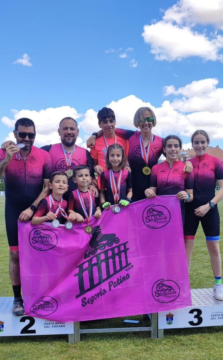 Delegación del club segoviano en León./SEGOVIA PATINA