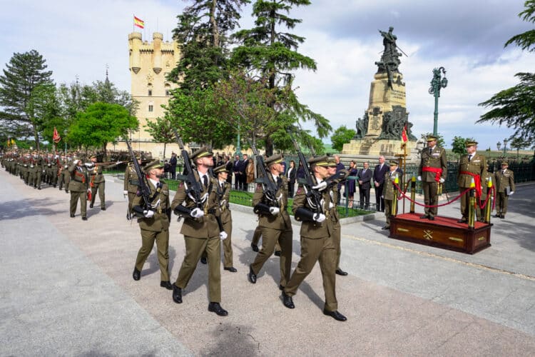Acto Conmemorativo del Dos de Mayo en el Alcázar - Héctor Criado
