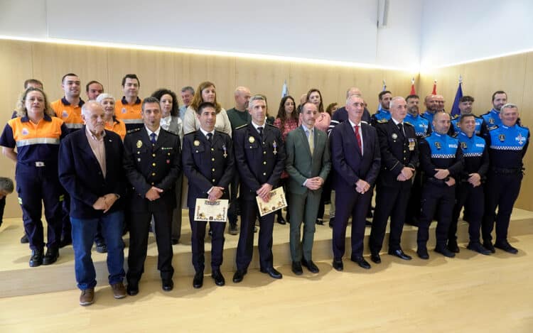 Acto de Entrega de Distinciones a la Policia Local y Guardias Urbanos Hector Criado 1