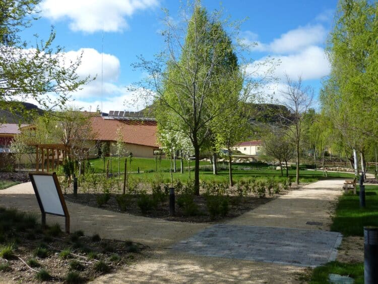 Casa del Parque Natural de las Hoces del Río Riaza en Montejo de la Vega de la Serrezuela / E.A.
