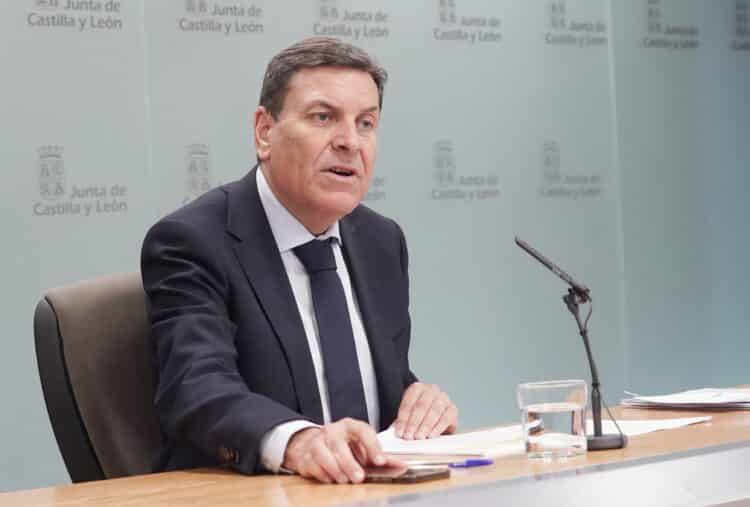 El Portavoz de la Junta en funciones anuncia que habrá plazas en todas las provincias. / Rubén Cacho