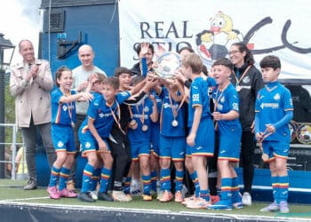 Un instante durante la entrega de trofeos de la XVII edición de la Real Sitio Cup./AYTO. REAL SITIO