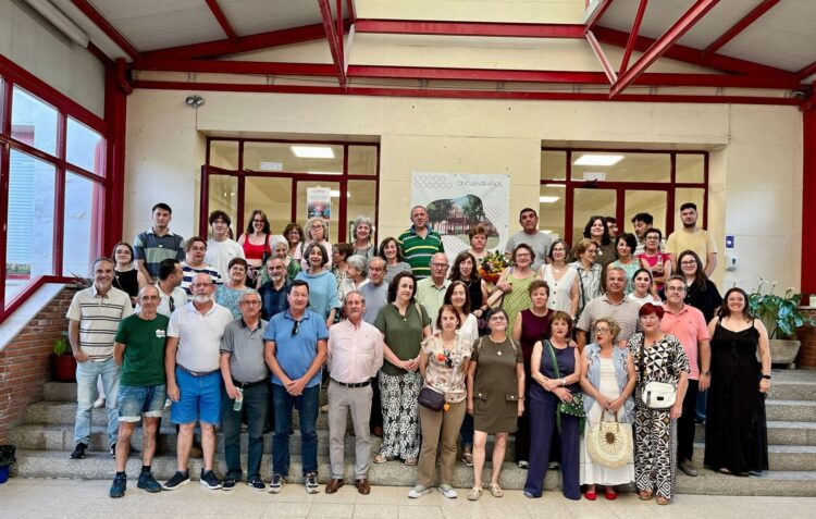 El IES ‘Marqués de Lozoya’ de Cuéllar rinde homenaje al profesor Luis Sancho / JCYL