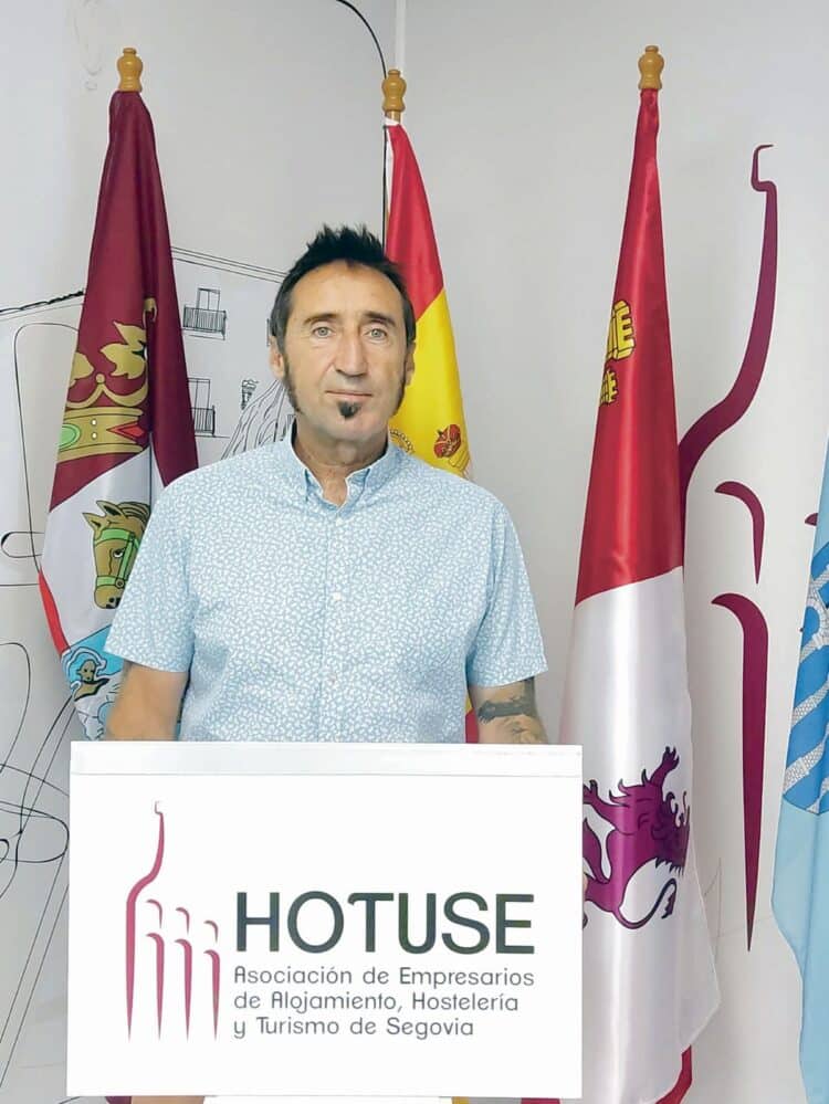 Javier Garcia, Gerente de HOTUSE.