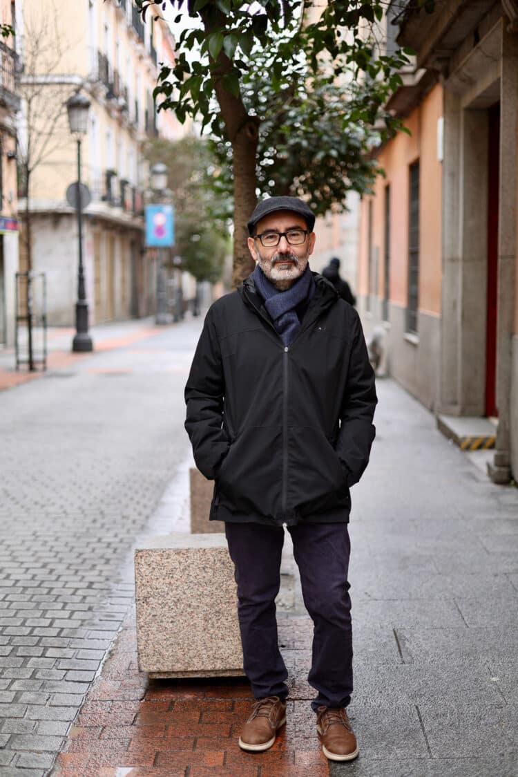 El escritor y periodista Javier Morales (1968, Plasencia). Fotografía de Nati Leal.