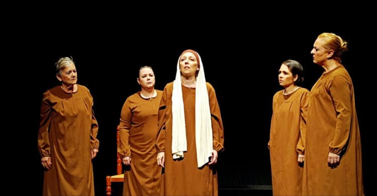 El certamen ‘Siete Llaves’ convierte a Sepúlveda en capital del teatro aficionado 1 ‘María, entre todas las mujeres’ de Teatro Aguarte, es la encargada de abrir el certamen./TEATRO AGUARTE