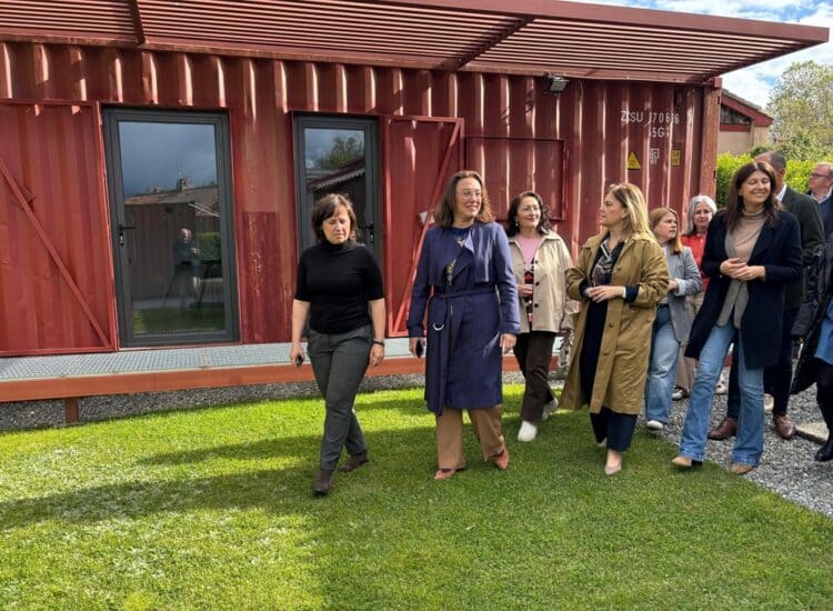 Visita a la iniciativa empresarial 'Cocina de Ideas en la Naturaleza' / JCYL