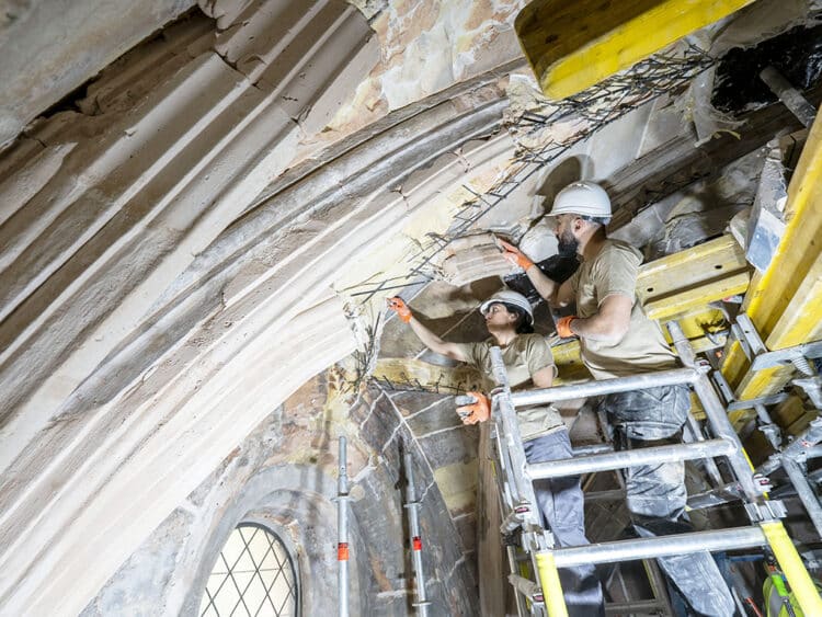 restauración integral de las bóvedas del Aula Magna. / ROBERTO ARRIBAS