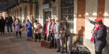 Evento del Tren de las Emociones en la antigua estación de Renfe. / KAMARERO