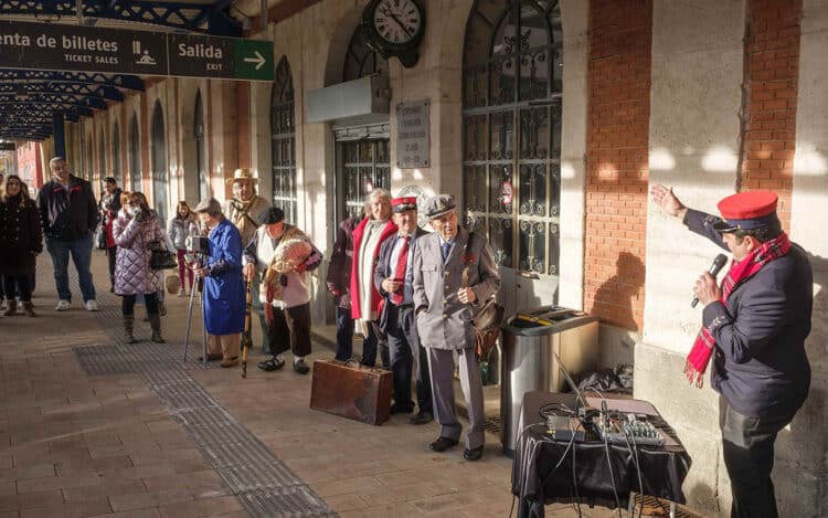 Evento del Tren de las Emociones en la antigua estación de Renfe. / KAMARERO