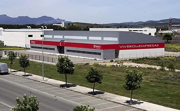 El capital suscrito aumentó un 69 %, hasta los 9,8 millones.