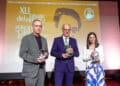 Mikel Ayestarán, José Antonio Guardiola y Cristina Olea, en la entrega del Premio ‘Cirilo Rodríguez’. / HÉCTOR CRIADO