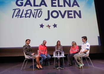 Mesa redonda de la gala ELNA en el Campus 'María Zambrano' de Segovia. / UVA