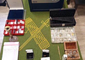 La Guardia Civil detiene a tres hombres como presuntos autores de un delito de robo con fuerza en una joyería de Pamplona / GUARDIA CIVIL