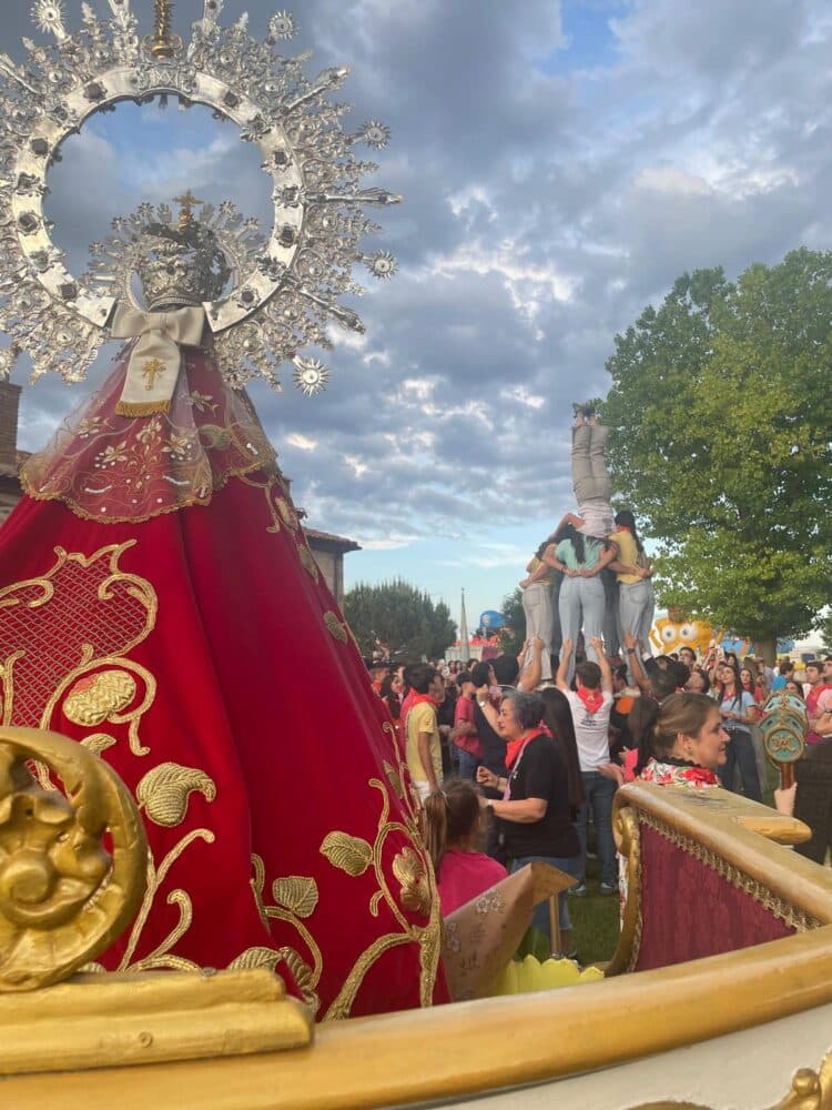 Instante de la Romería de la Virgen del Bustar / AYTO. DE CARBONERO EL MAYOR