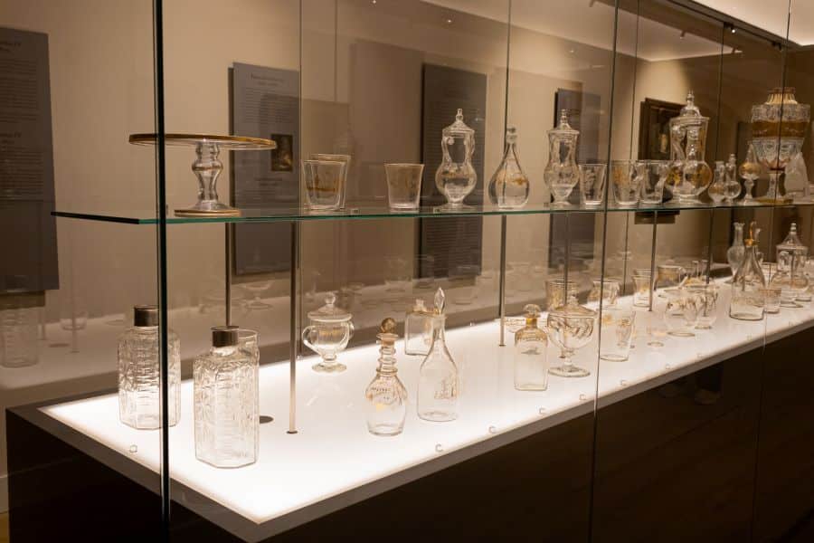 La colección del museo abarca desde vidrio prerromano hasta piezas contemporáneas./ MUSEO TECNOLÓGICO DEL VIDRIO