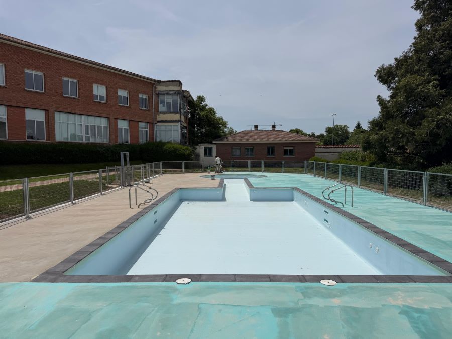 Imagen renovada de la piscina municipal de Segovia