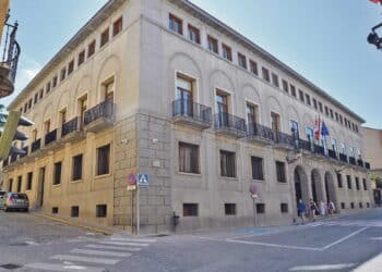 Fachada de la Audiencia Provincial de Segovia. / E.A.