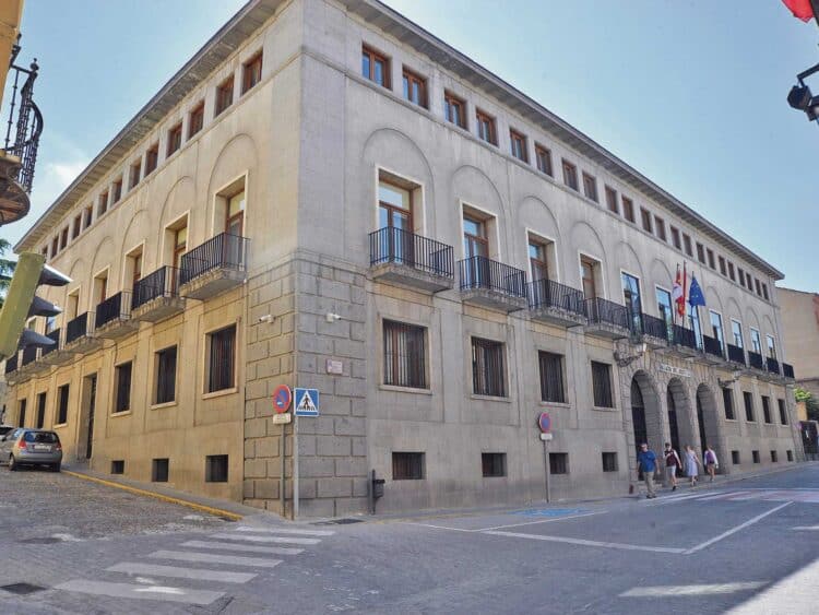 Fachada de la Audiencia Provincial de Segovia. / E.A.